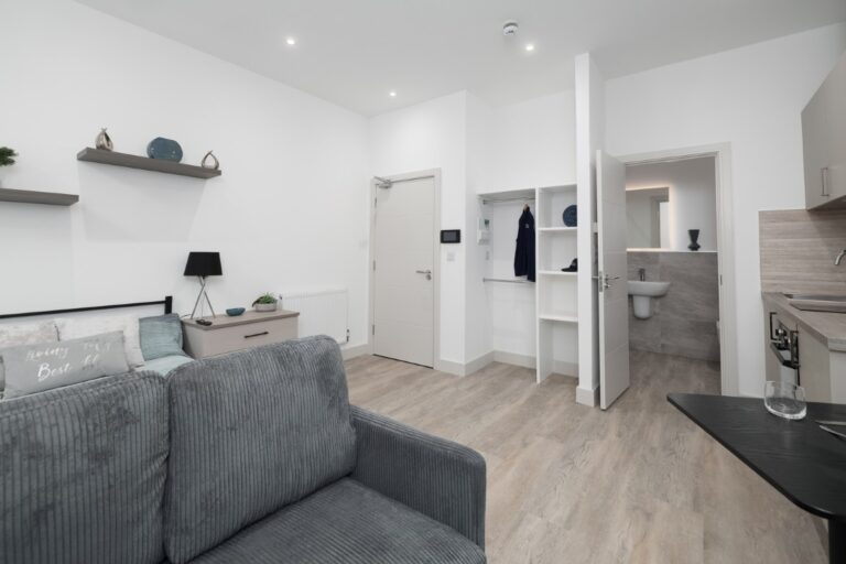 Campus View Studio 1