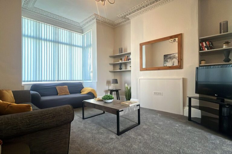 2 Allendale Road - Lounge