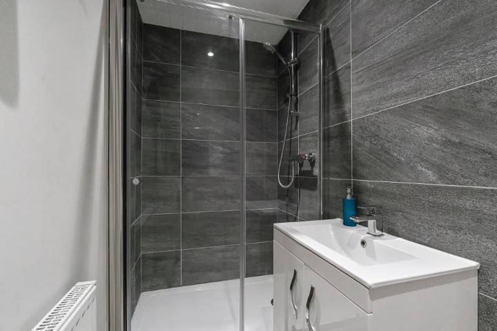 New shower room of 4 bedroom student maisonette