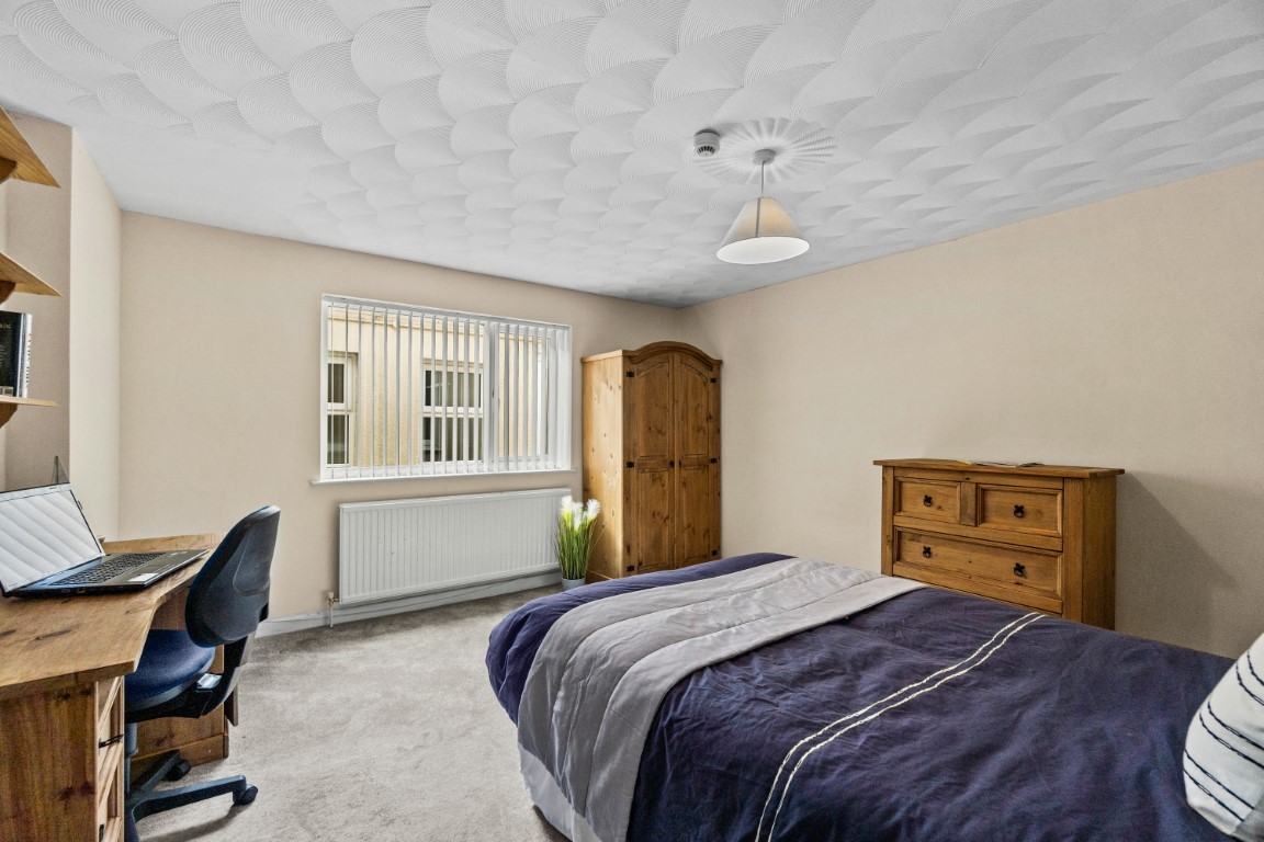Bedroom for a large 6 bedroom shared student apartment in Plymouth