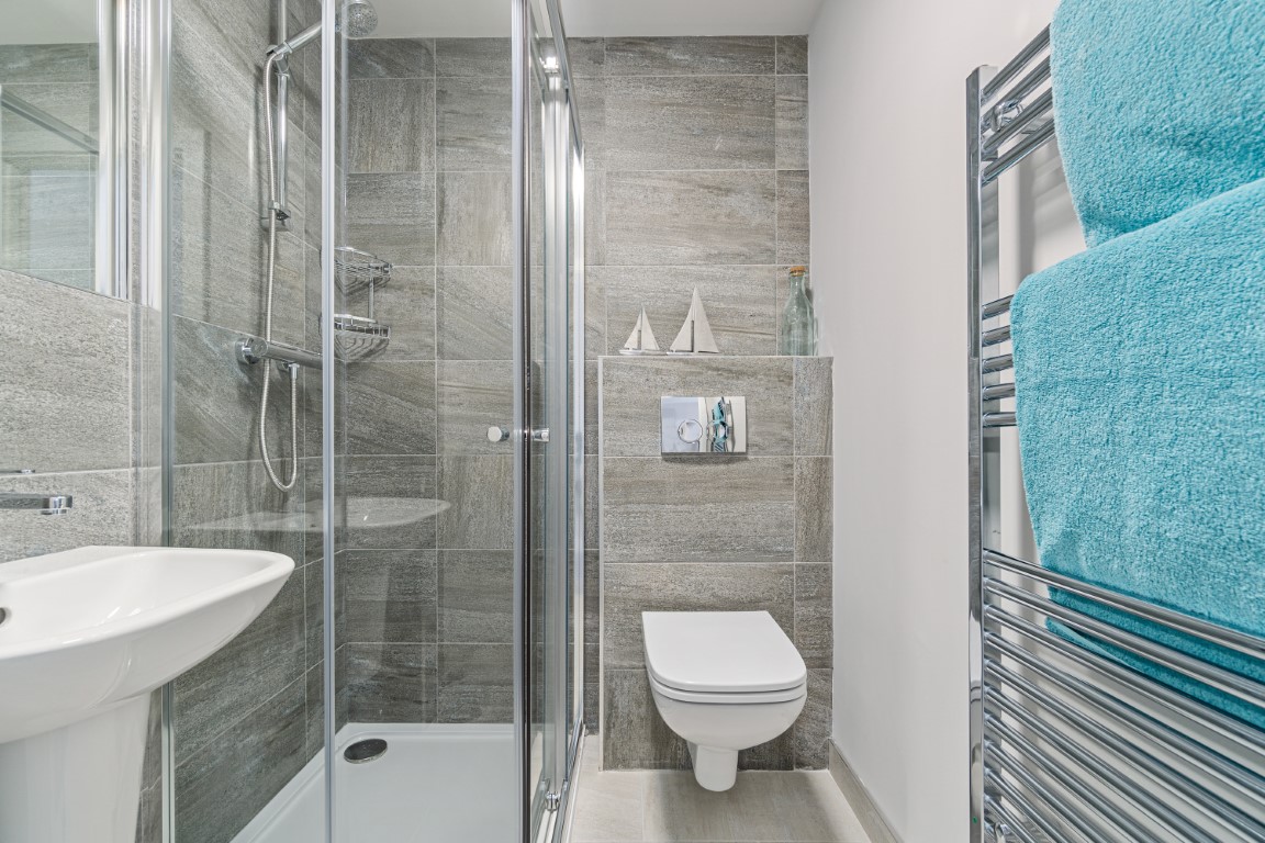 Shower room for a new 6 bedroom shared student flat in Plymouth