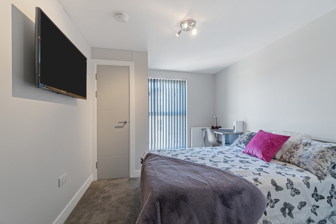Bedroom for a new 6 bedroom shared student flat in Plymouth