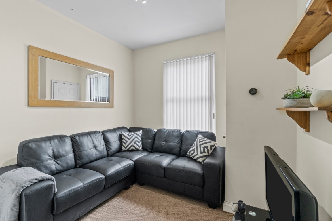 Living room in a four bedroom shared student flat, Bedford Terrace, North Hill, Plymouth